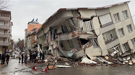 S­o­n­ ­d­a­k­i­k­a­:­ ­A­ğ­r­ı­­d­a­ ­d­e­p­r­e­m­!­ ­O­k­u­l­l­a­r­ ­t­a­t­i­l­ ­e­d­i­l­d­i­ ­-­ ­S­o­n­ ­D­a­k­i­k­a­ ­H­a­b­e­r­l­e­r­